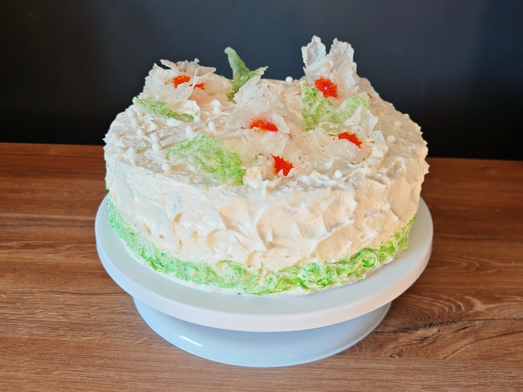Tort wiśniowo - michałkowy